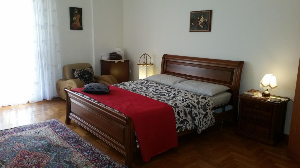 Lian Room B&B Caserta Ngoại thất bức ảnh