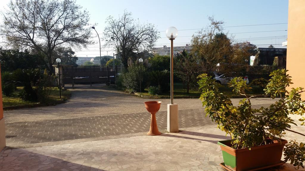 Lian Room B&B Caserta Ngoại thất bức ảnh