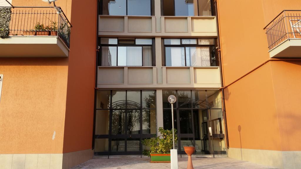 Lian Room B&B Caserta Ngoại thất bức ảnh