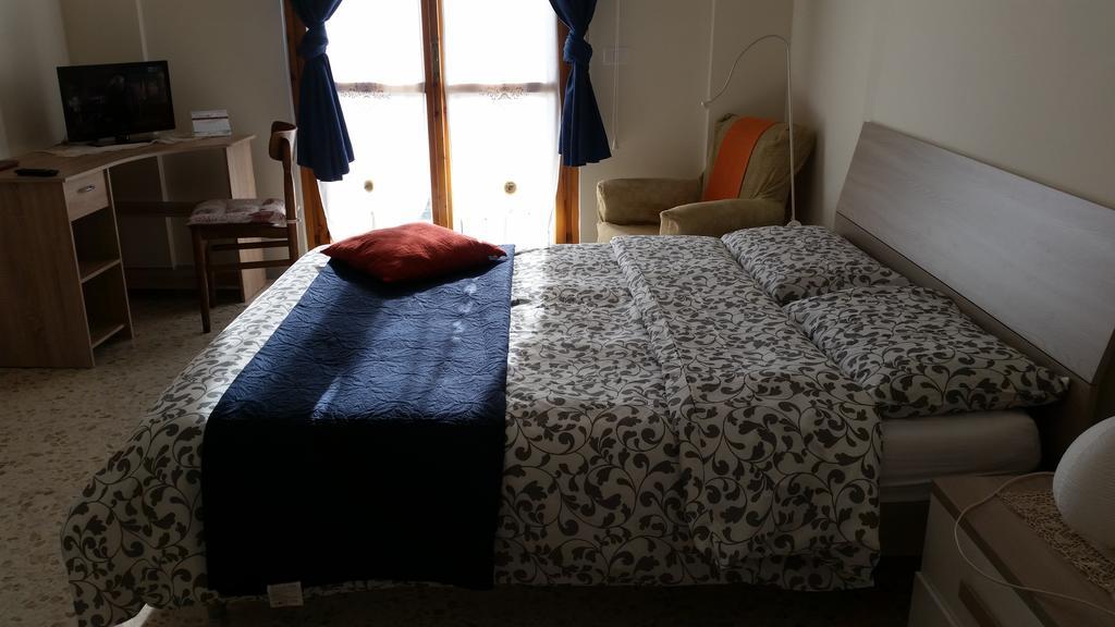 Lian Room B&B Caserta Ngoại thất bức ảnh