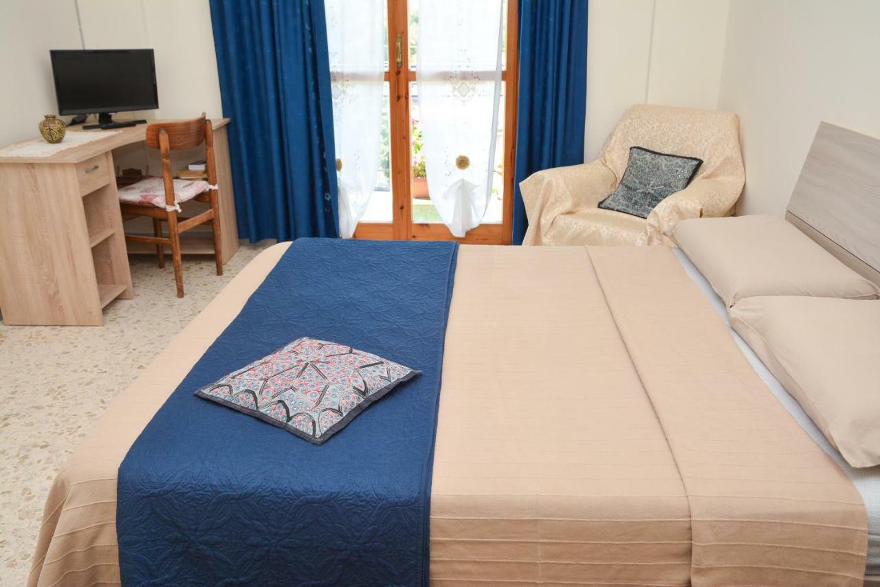 Lian Room B&B Caserta Ngoại thất bức ảnh