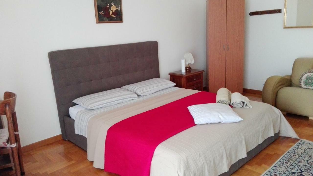 Lian Room B&B Caserta Ngoại thất bức ảnh